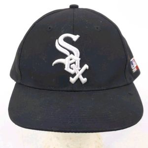 Chicago White Sox MLB Baseball Black Strapback Hat Cap